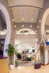 بلوار ساحلی شرقی،مجتمع تجاری تفریحی پارک سنتر،طبقه اول،واحد111،فروشگاه "مانگ"